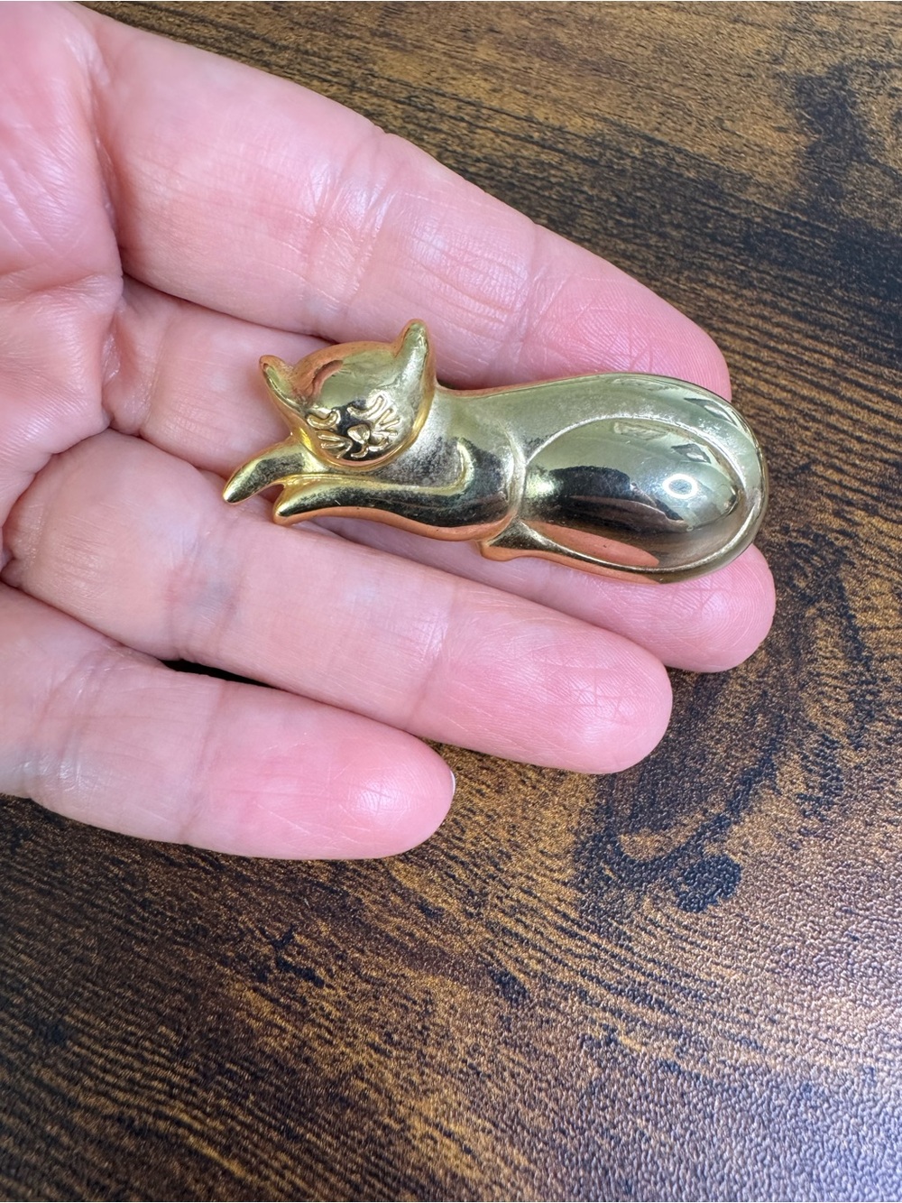 Vintage Gold Cat Brooch